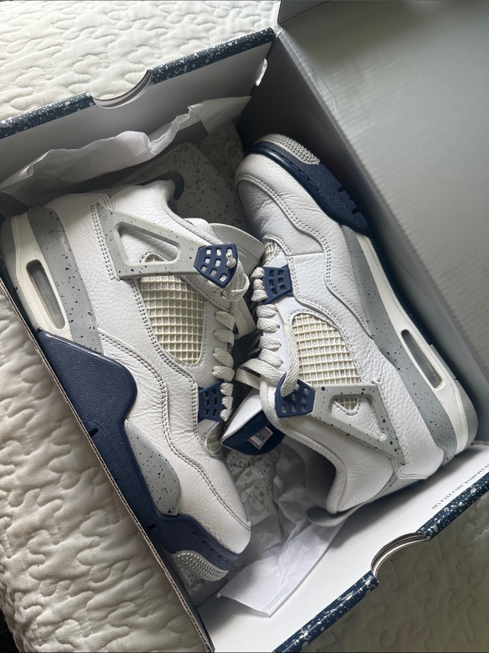 Jordan 4 Retro White/Midnight Navy With Original Box